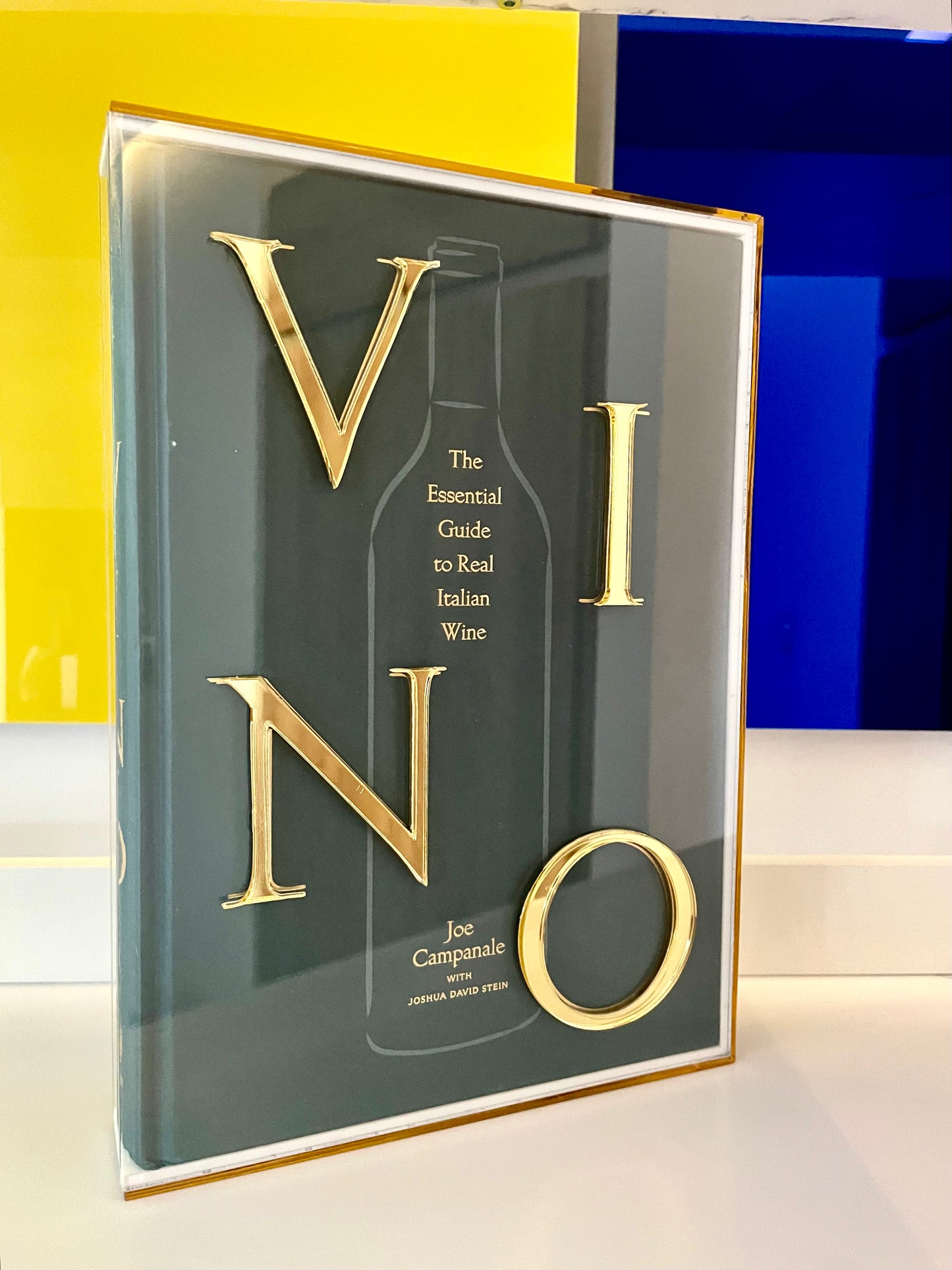 Vino : The Essencial Guide to Real Italian Wine