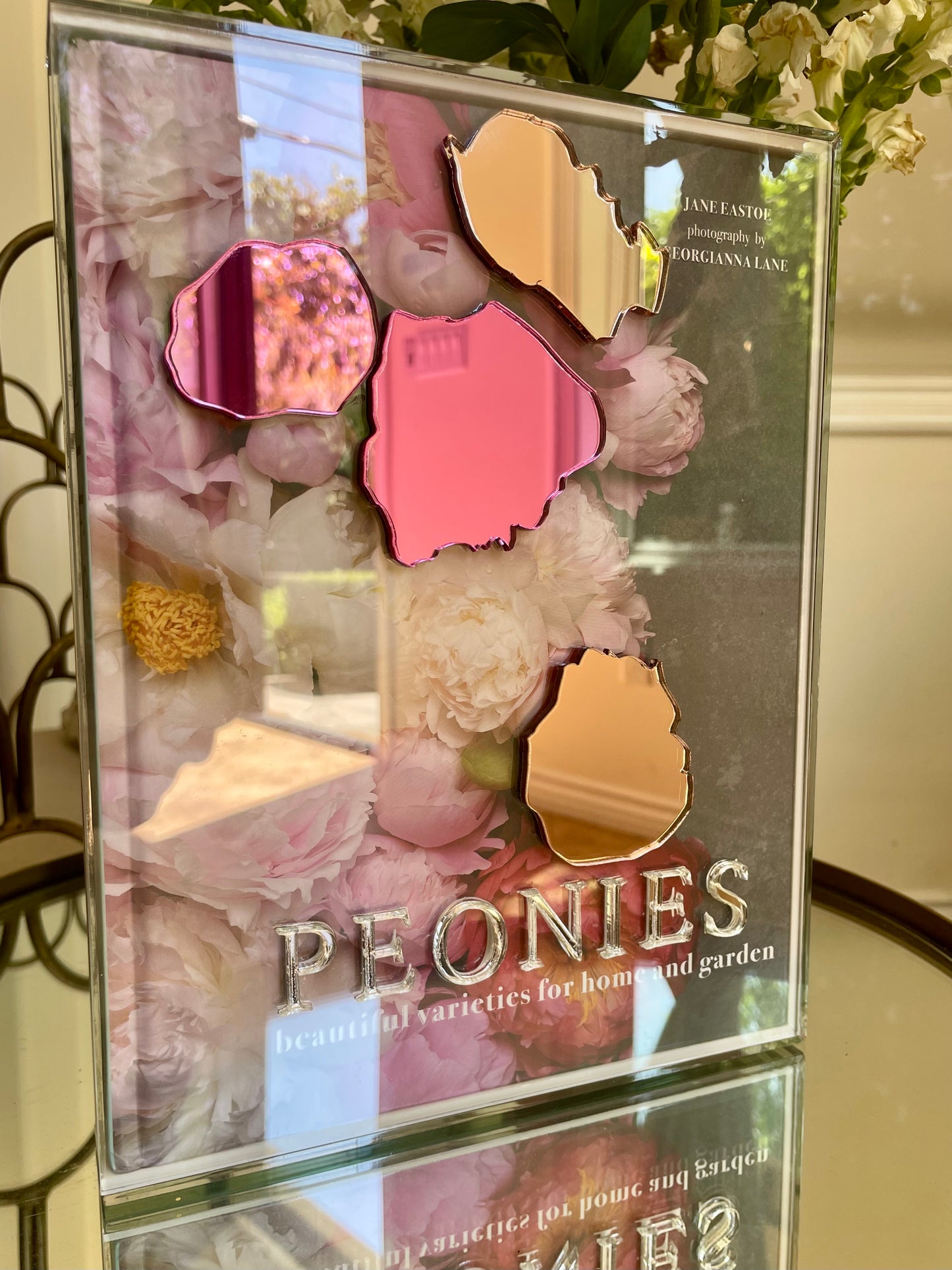 Peonies: Beautiful Varieties for Home & Garden