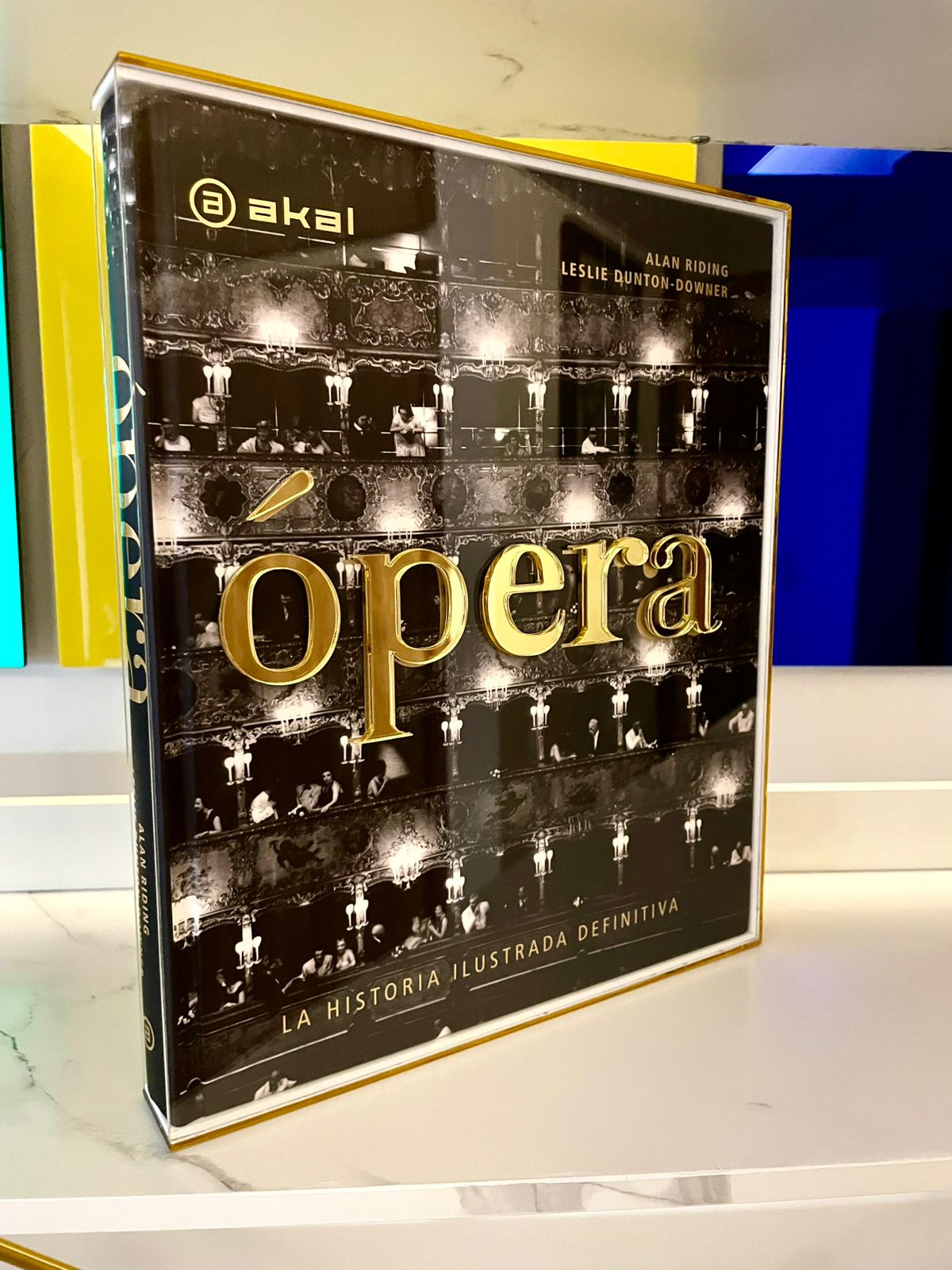 Opera : La historia ilustrada definitiva
